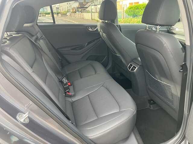 Hyundai IONIQ 100kW Premium SE 38kWh 5dr Auto