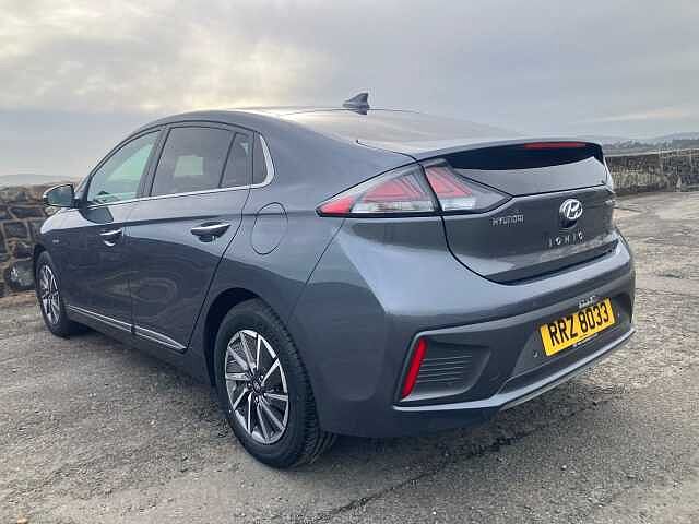 Hyundai IONIQ 100kW Premium SE 38kWh 5dr Auto