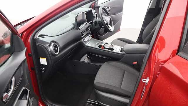 Hyundai KONA 64kWh Premium SUV 5dr Electric Auto (10.5kW Charger) (204 ps) Red
