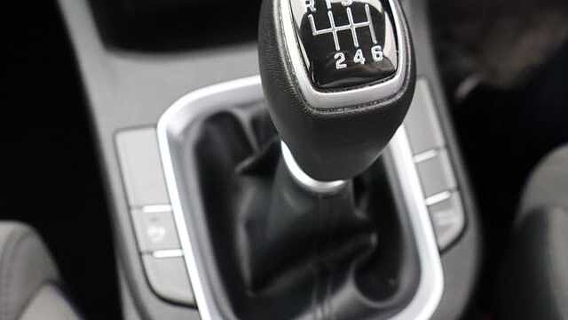 Hyundai i30 1.0 T-GDi MHEV SE Connect Hatchback 5dr Petrol Hybrid Manual Euro 6 (s/s) (120 p