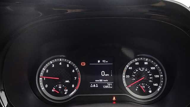 Hyundai I10 1.0 Premium Hatchback 5dr Petrol Manual Euro 6 (s/s) (67 ps) Red