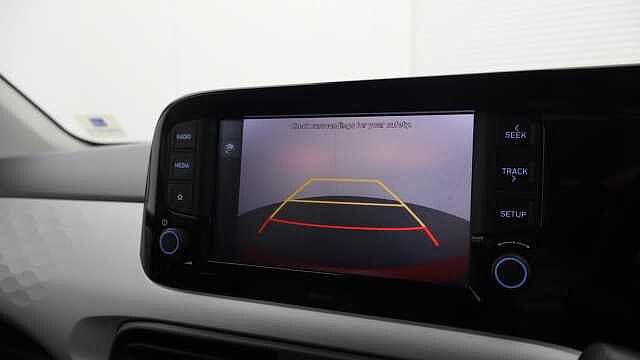 Hyundai I10 1.0 Premium Hatchback 5dr Petrol Manual Euro 6 (s/s) (67 ps) Red