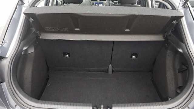 Hyundai i20 1.2 SE Launch Edition Hatchback 5dr Petrol Manual Euro 6 (s/s) (84 ps)