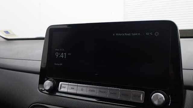 Hyundai KONA 39kWh Premium SUV 5dr Electric Auto (10.5kW Charger) (136 ps) Red