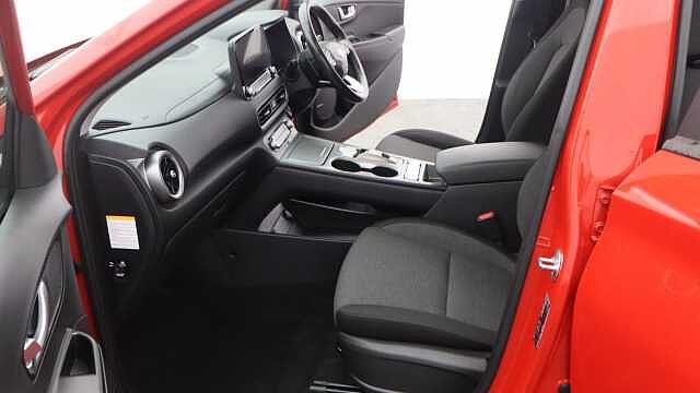 Hyundai KONA 39kWh Premium SUV 5dr Electric Auto (10.5kW Charger) (136 ps) Red