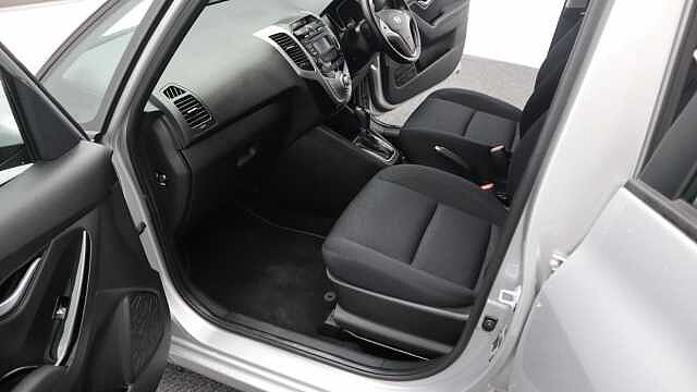 Hyundai ix20 1.6 SE Hatchback 5dr Petrol Auto Euro 6 (125 ps)