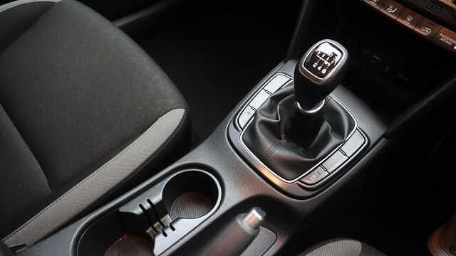 Hyundai KONA 1.0 T-GDi Blue Drive Premium SUV 5dr Petrol Manual Euro 6 (s/s) (120 ps)