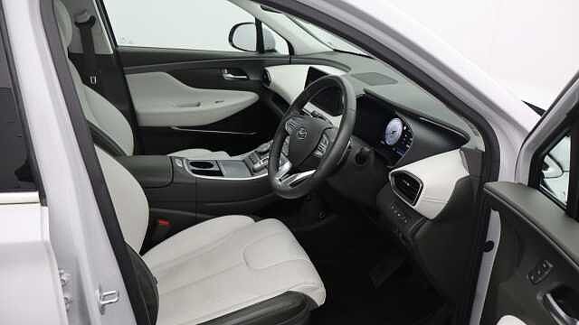Hyundai SANTA FE 2.2 CRDi Ultimate SUV 5dr Diesel DCT 4WD Euro 6 (s/s) (193 ps) White