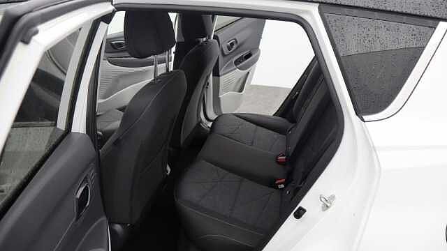 Hyundai BAYON 1.0 T-GDi MHEV Ultimate SUV 5dr Petrol Hybrid Manual Euro 6 (s/s) (120 ps) White