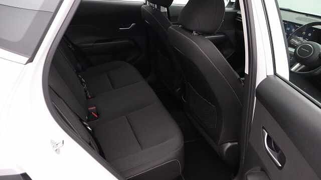 Hyundai KONA 1.6 h-GDi Advance SUV 5dr Petrol Hybrid DCT Euro 6 (s/s) (141 ps) White