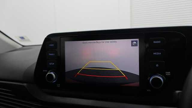 Hyundai BAYON 1.0 T-GDi MHEV SE Connect SUV 5dr Petrol Hybrid Manual Euro 6 (s/s) (100 ps) Red