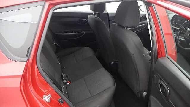 Hyundai BAYON 1.0 T-GDi MHEV SE Connect SUV 5dr Petrol Hybrid Manual Euro 6 (s/s) (100 ps) Red