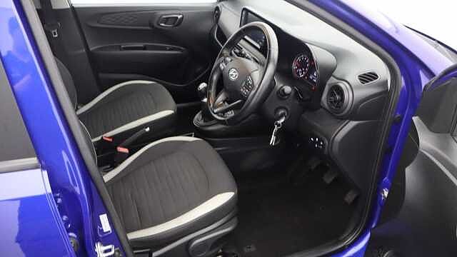 Hyundai I10 1.0 SE Connect Hatchback 5dr Petrol Manual Euro 6 (s/s) (67 ps) Blue