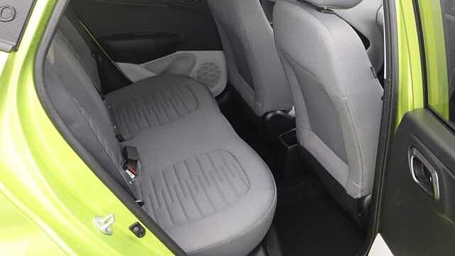 Hyundai I10 1.2 Premium Hatchback 5dr Petrol Auto Euro 6 (s/s) (79 ps) Green