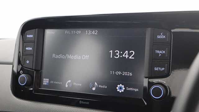 Hyundai I10 1.0 SE Connect Hatchback 5dr Petrol Manual Euro 6 (s/s) (67 ps) White