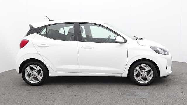 Hyundai I10 1.0 SE Connect Hatchback 5dr Petrol Manual Euro 6 (s/s) (67 ps) White