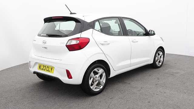 Hyundai I10 1.0 SE Connect Hatchback 5dr Petrol Manual Euro 6 (s/s) (67 ps) White