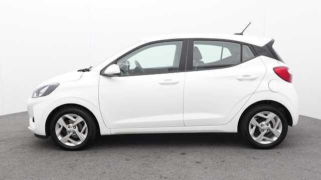 Hyundai I10 1.0 SE Connect Hatchback 5dr Petrol Manual Euro 6 (s/s) (67 ps) White