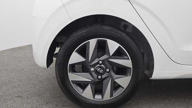 Hyundai I10 1.0 Advance Hatchback 5dr Petrol Manual Euro 6 (s/s) (63 ps) White
