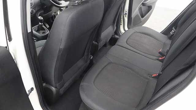 Hyundai i10 1.0 Play Hatchback 5dr Petrol Manual Euro 6 (67 ps)