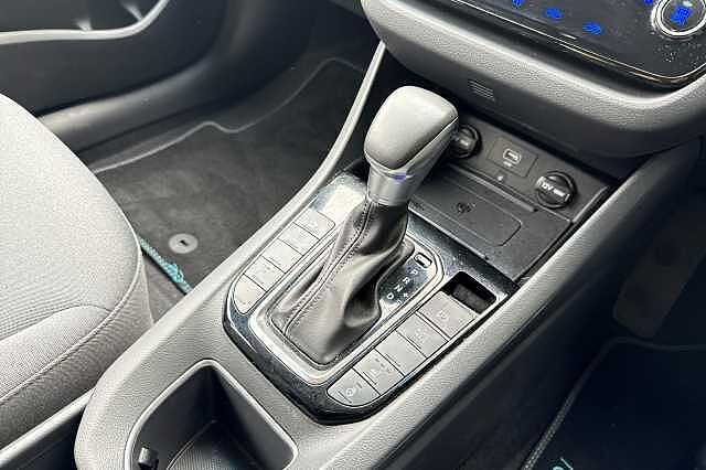 Hyundai IONIQ 1.6 GDi Hybrid Premium 5dr DCT Intense Blue