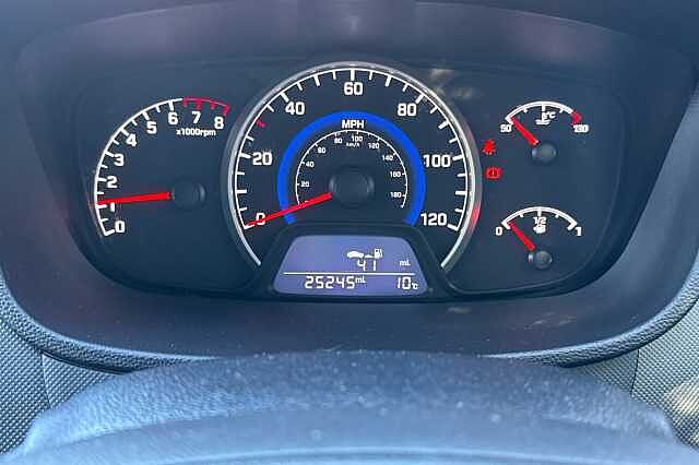 Hyundai I10 1.0 Play 5dr Champion Blue