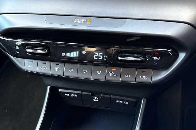 Hyundai I20 1.0T GDi 48V MHD Premium 5dr DCT Intense Blue