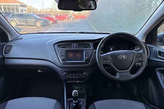 Hyundai i20 T-GDI PREMIUM NAV