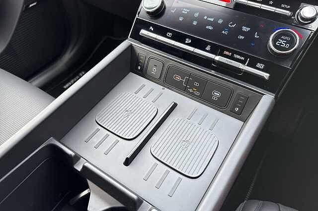 Hyundai SANTA FE CALLIGRAPHY Typhoon Silver