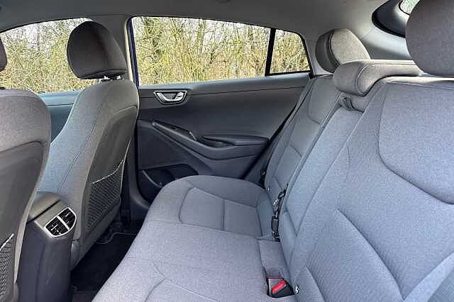 Hyundai Ioniq PREMIUM MHEV