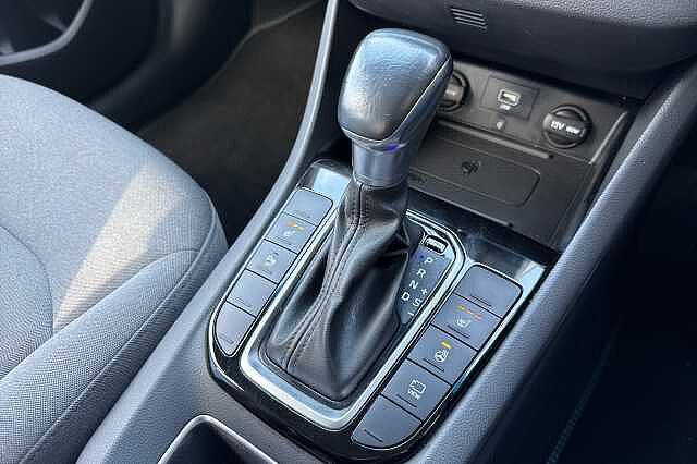 Hyundai Ioniq PREMIUM MHEV