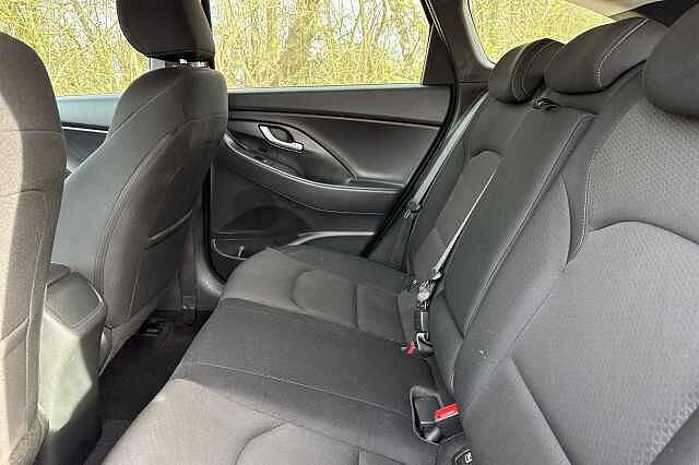 Hyundai i30 T-GDI SE NAV