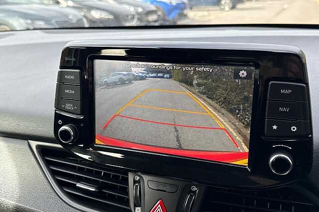 Hyundai i30 T-GDI SE NAV