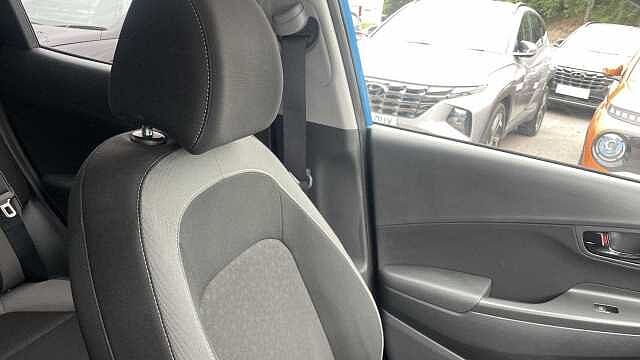 Hyundai KONA Premium Hybrid 1.6GDi 6DCT Blue