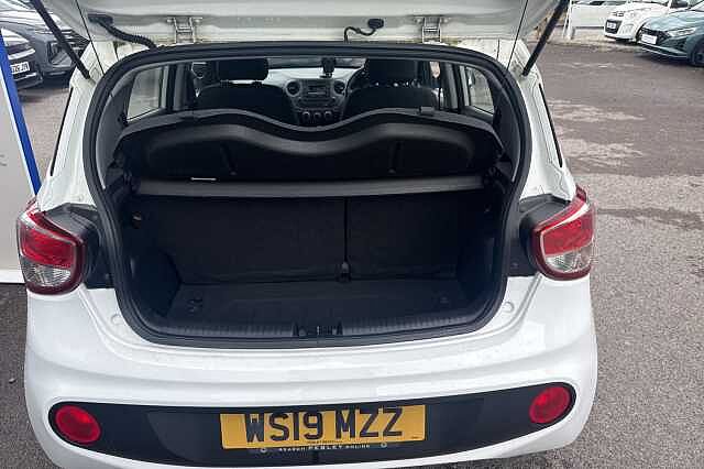 Hyundai i10 1.0 S 5dr