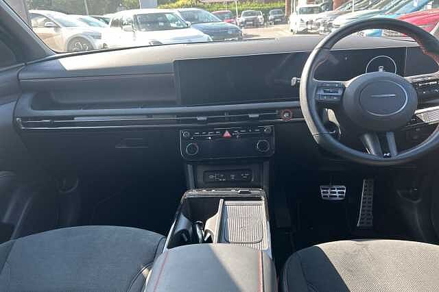 Hyundai TUCSON 1.6T Hybrid N Line 5dr Auto Red