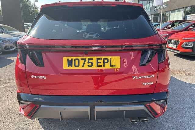 Hyundai TUCSON 1.6T Hybrid N Line 5dr Auto Red