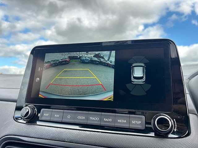 Hyundai KONA 1.6 GDi Hybrid Ultimate 5dr DCT Red