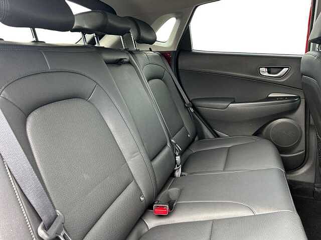 Hyundai KONA 1.6 GDi Hybrid Ultimate 5dr DCT Red