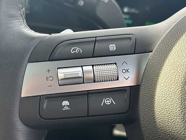 Hyundai TUCSON 1.6T Hybrid Ultimate 5dr Auto Grey