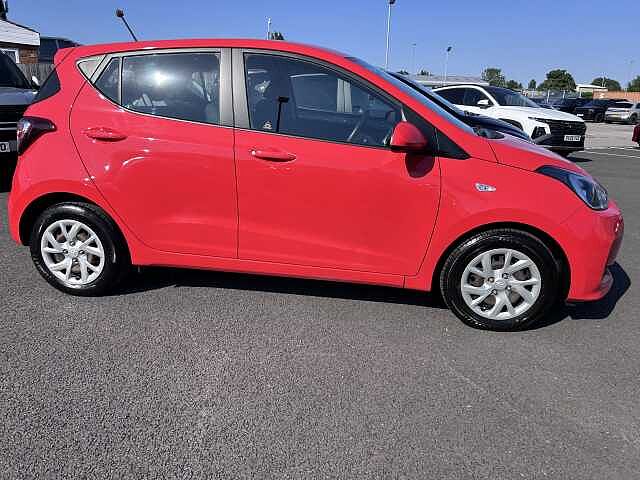 Hyundai i10 1.0 SE 5dr