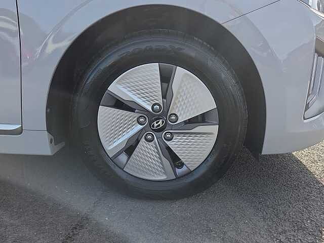 Hyundai Ioniq 1.6 GDi Hybrid Premium 5dr DCT