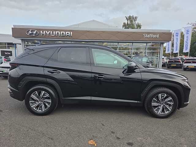 Hyundai TUCSON 1.6 TGDi Hybrid 230 SE Connect 5dr 2WD Auto Black