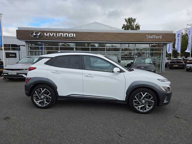 Hyundai KONA 1.6 GDi Hybrid Ultimate 5dr DCT White