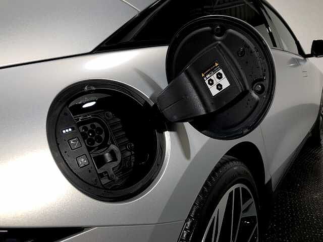 Hyundai IONIQ 6 168kW Ultimate 77kWh 4dr Auto Gold