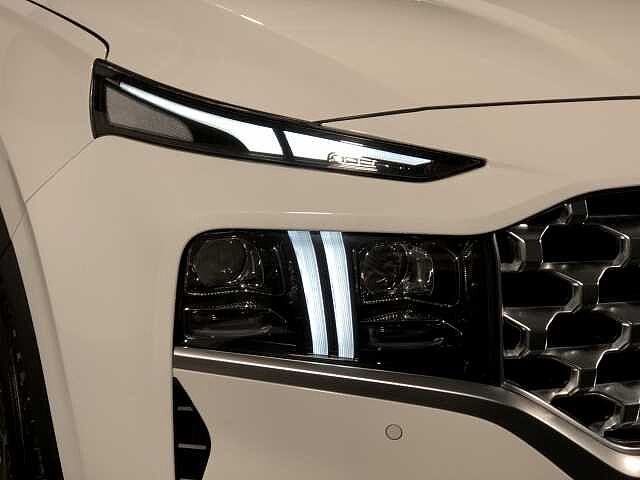 Hyundai SANTA FE Fe Premium Hev 2Wd White