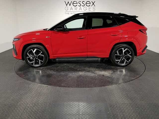 Hyundai TUCSON N Line T-Gdi Hev A Red