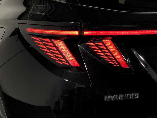 Hyundai TUCSON Ultimate T-Gdi Mhe Black