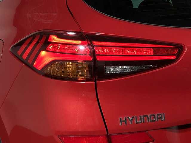 Hyundai TUCSON Premium Se T-Gdi 2 Red