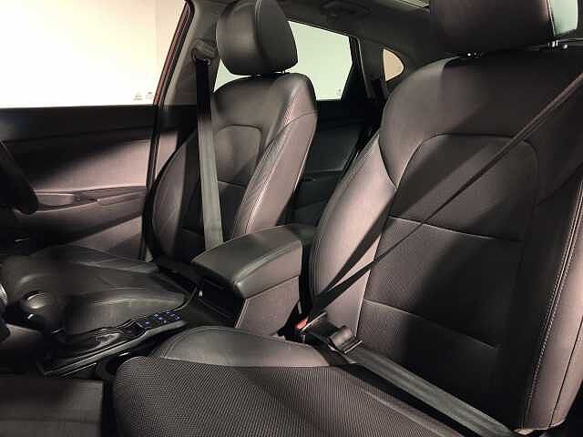 Hyundai TUCSON Premium Se T-Gdi 2 Red